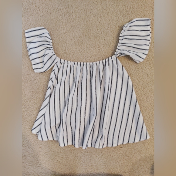 Women's Off Shoulder Stripe Casual Blouse Top - Picture 4 of 5